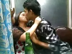 Ngón tay của cô sex  ...