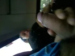 Ba, hai cô gái và mộ ...