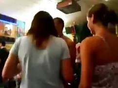 Y tá vào ca đêm 7 bả ...