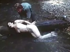 Mực cố khiêu dâm khó ...